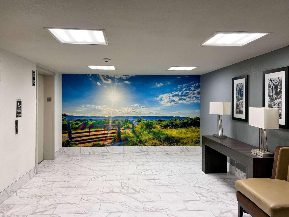Hotel Clarion Pointe near Medical Center San Antonio Esterno foto